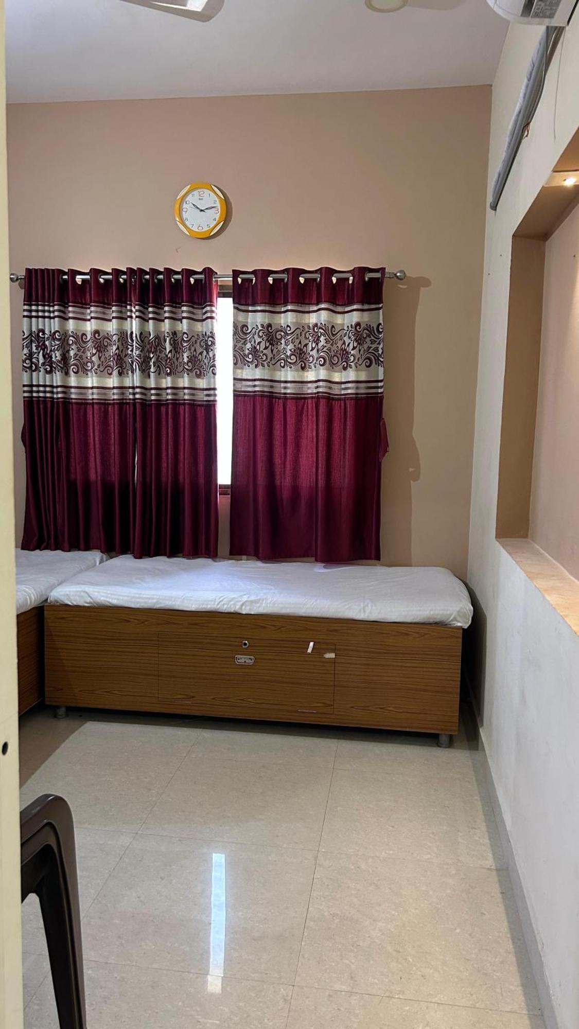 Dwarka Home Stay Exterior photo